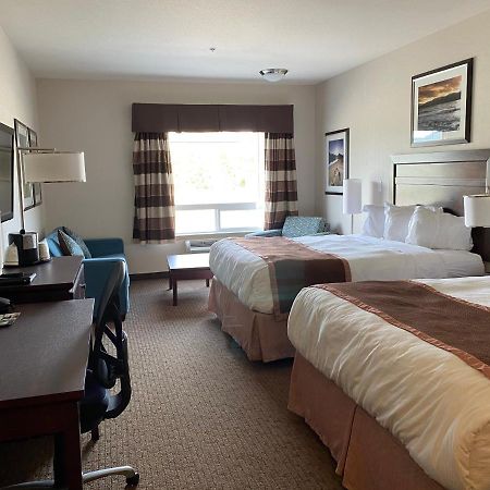 Ramada By Wyndham Creston Hotel Luaran gambar