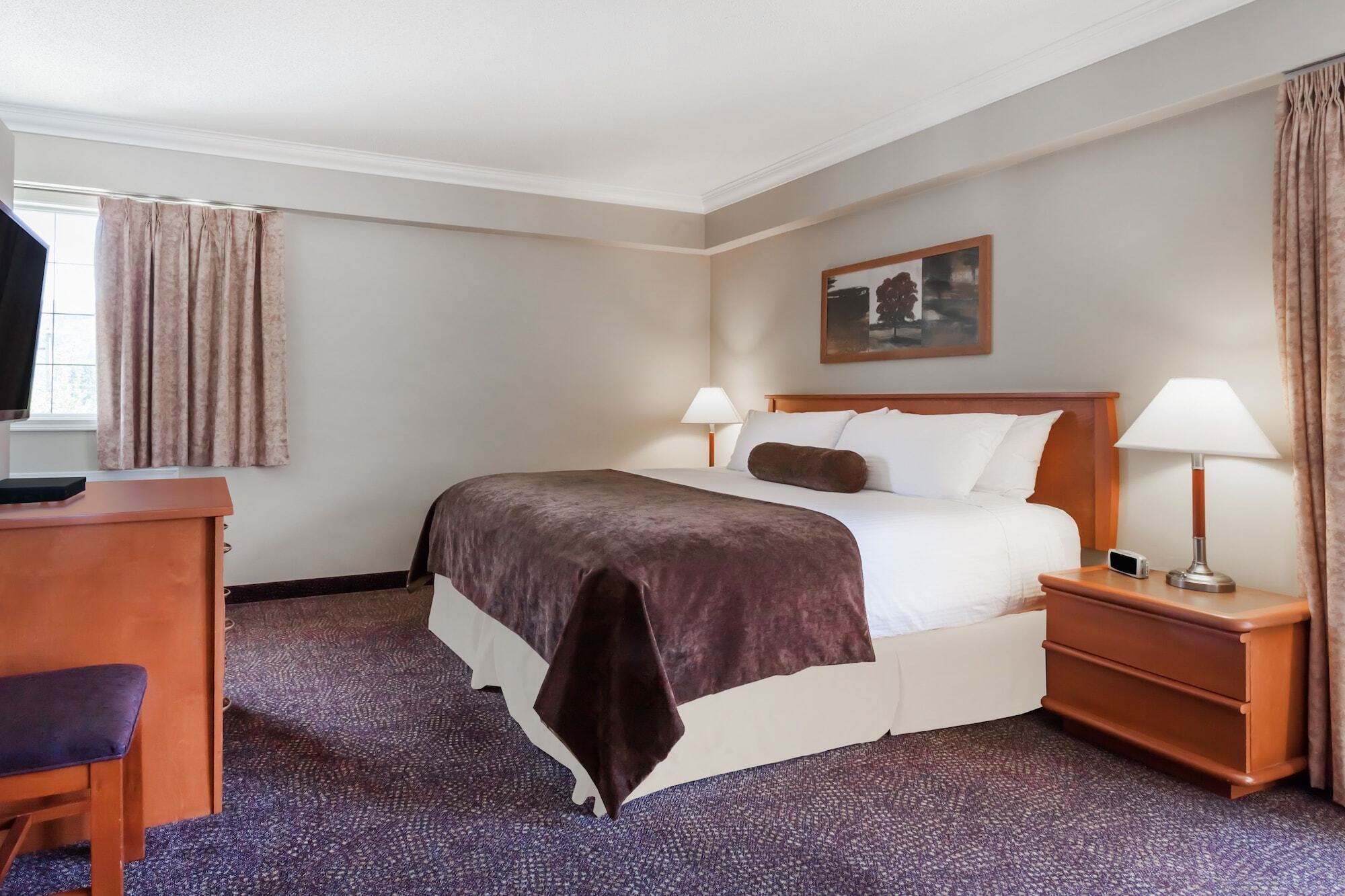 Ramada By Wyndham Creston Hotel Luaran gambar